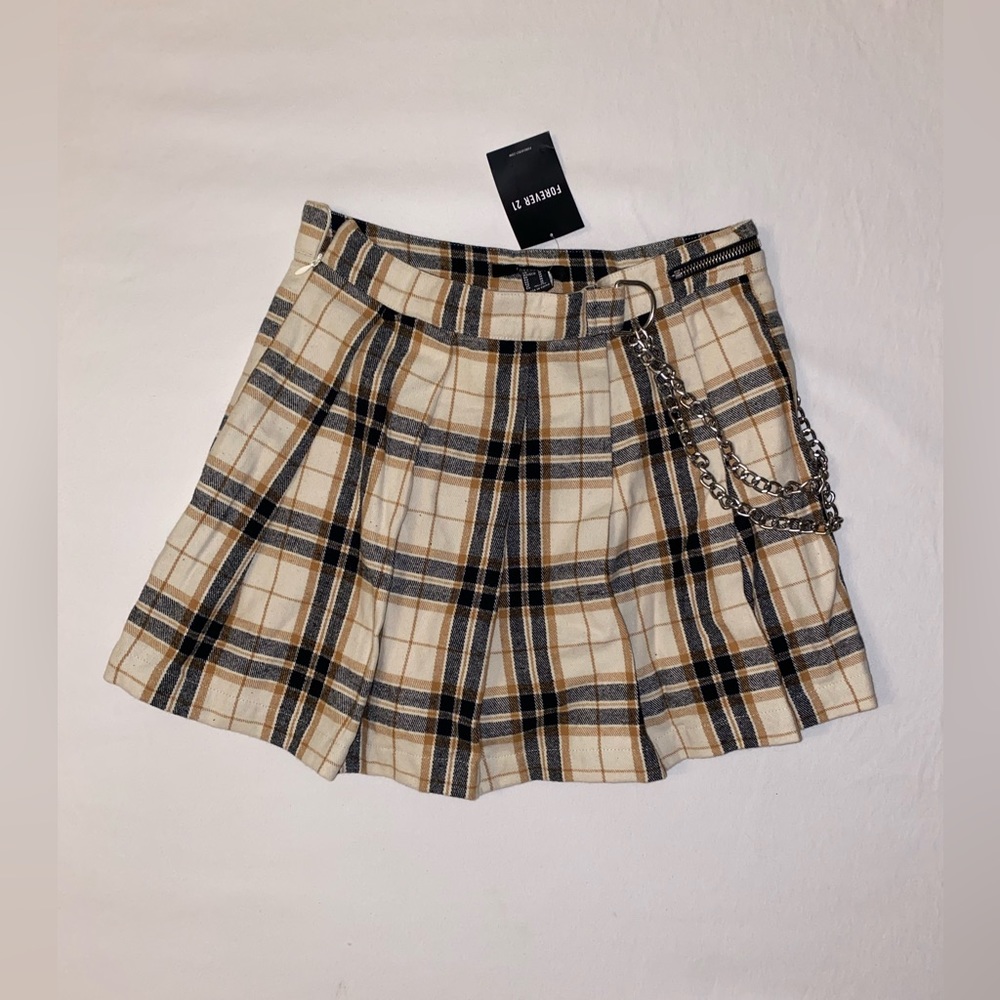 FOREVER 21 cream/black plaid skirt